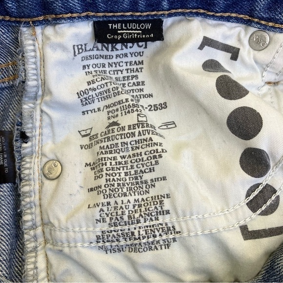 Blank NYC The Ludlow Crop Girlfriend Distressed Jeans with Star Patches Sz 27 - Picture 16 of 16